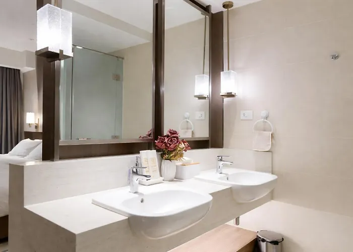 Apartment Unit 2708 Twin Bed The Residences At Novotel, Acqua Private Residences Manila